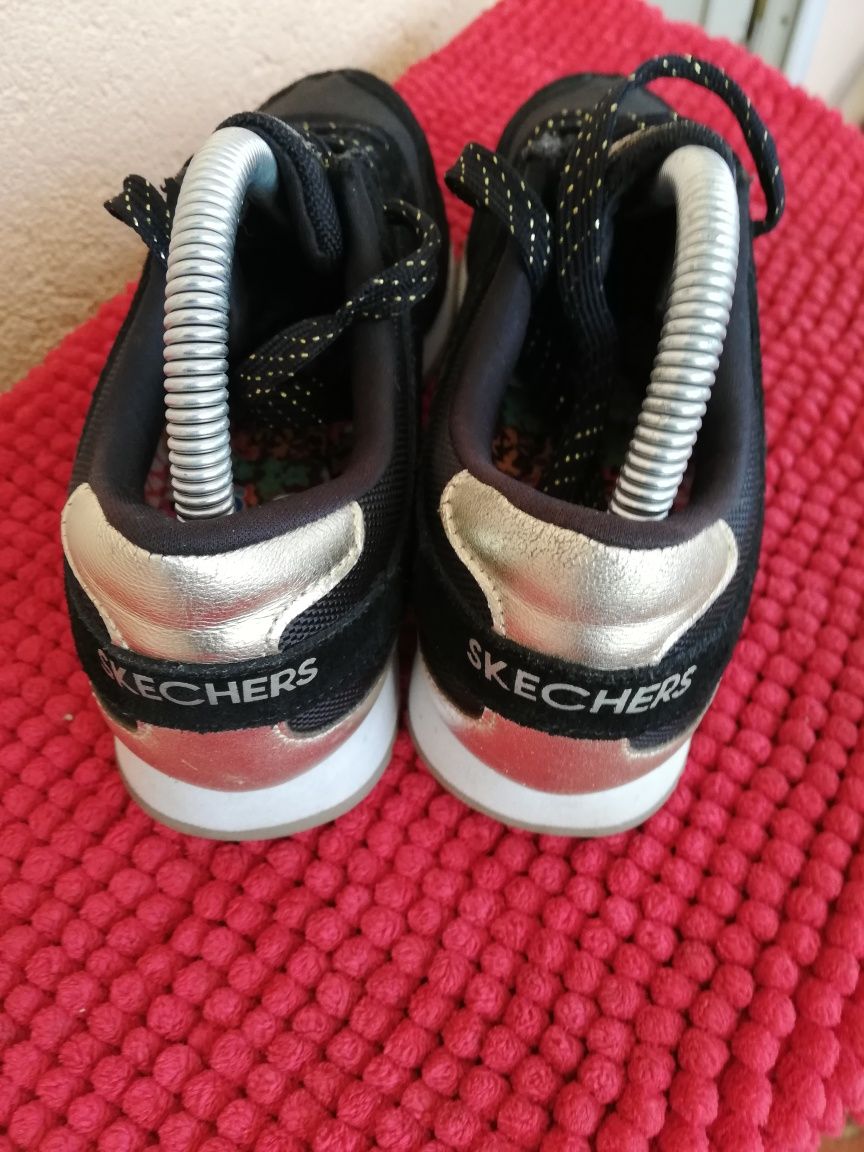 Adidași Skechers nr 38 dama
