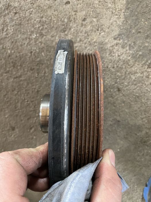 Vand fulie vibrochen bmw 3.0d n57