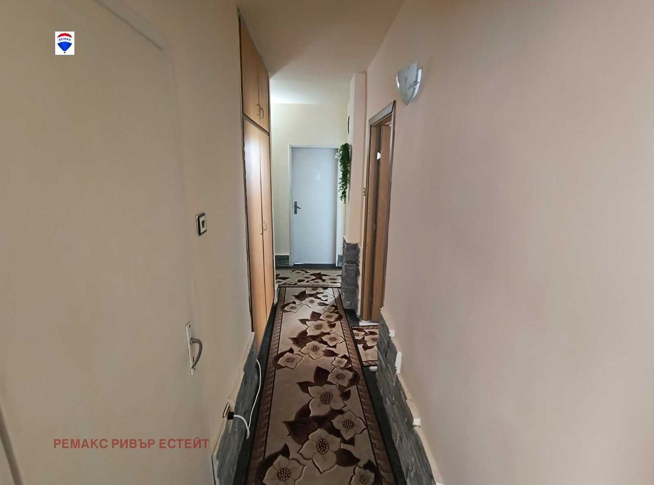 Продава се Тристаен апартамент в Русе, Дружба 2 - 67 кв.м за 993 €/кв.м - Снимка #12