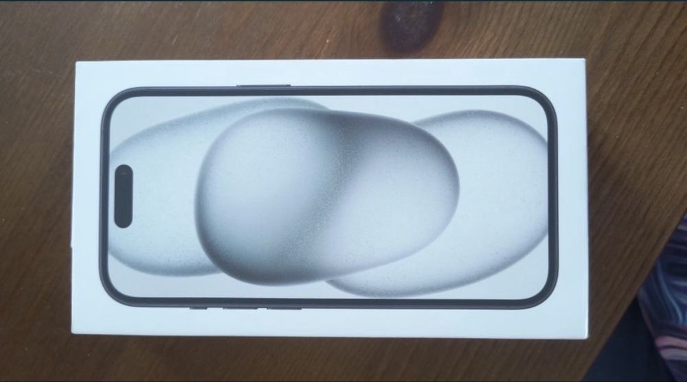 iPhone 15 100% батерия
