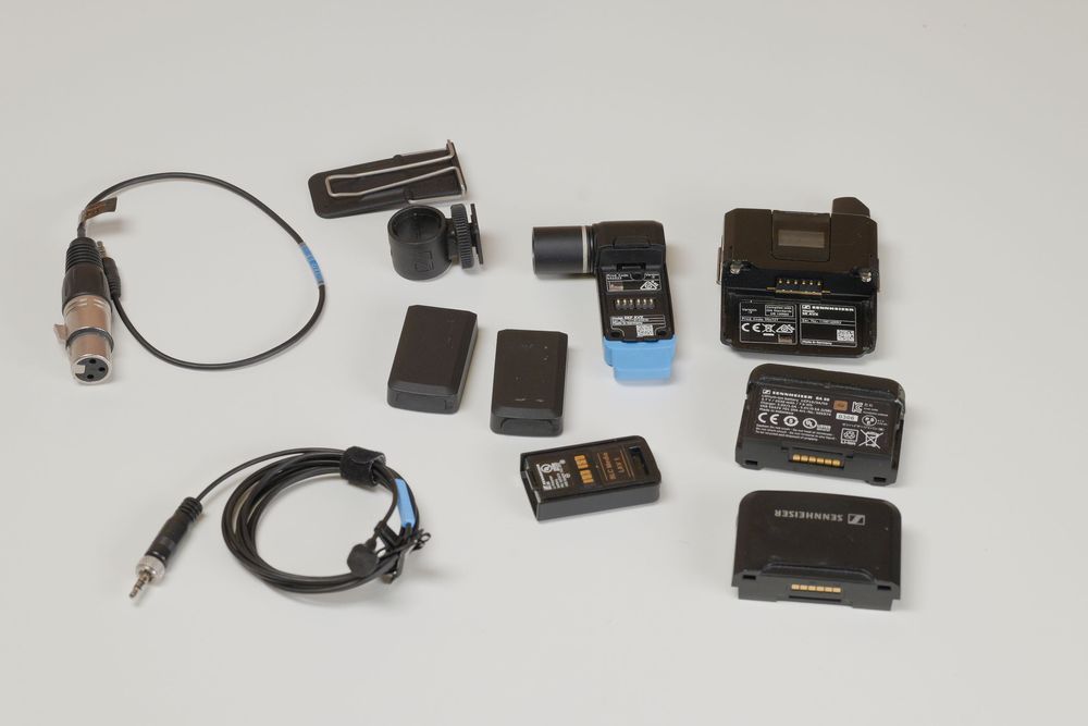 Sistem wireless Sennheiser AVX + MKE2 + baterii