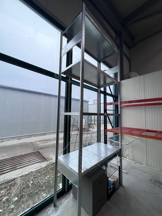 Стелажи метални палетни стелажи