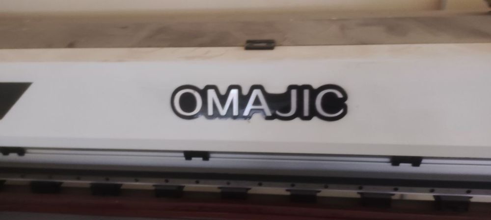 Banner stanok sotiladi