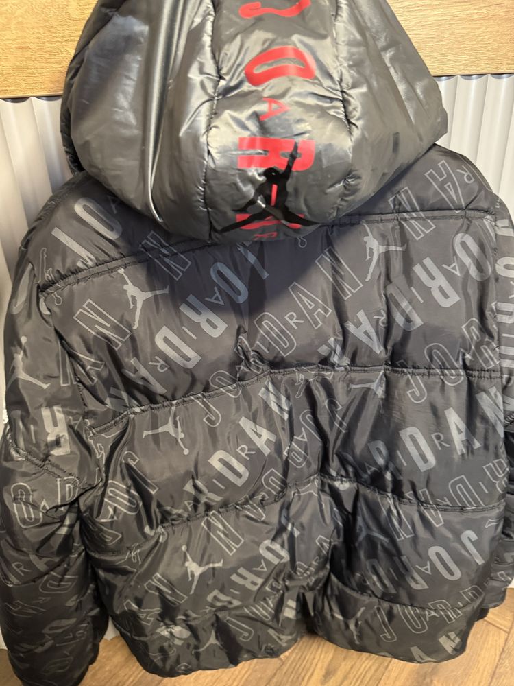 Топло яке за момче Jordan Nike XL