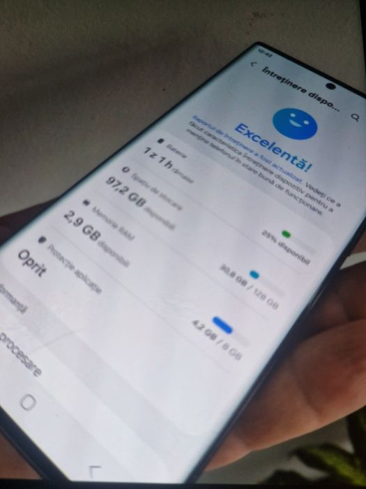 Samsung S22 Ultra.  128Gb 8Gb dualsim