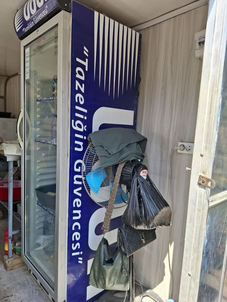 Zudlik bilan muzlatgich sotiladi
