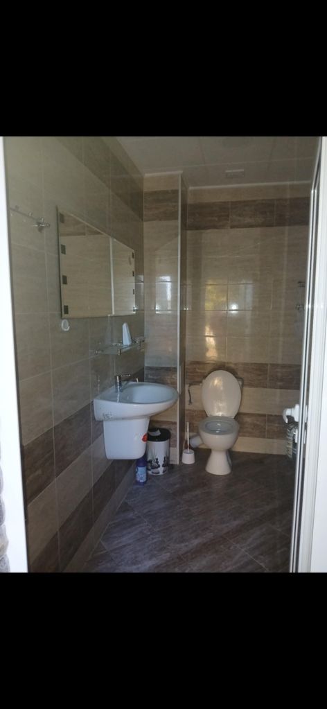 Дава се под наем Тристаен апартамент в Балчик - 59 кв.м за 255 € - Снимка #5