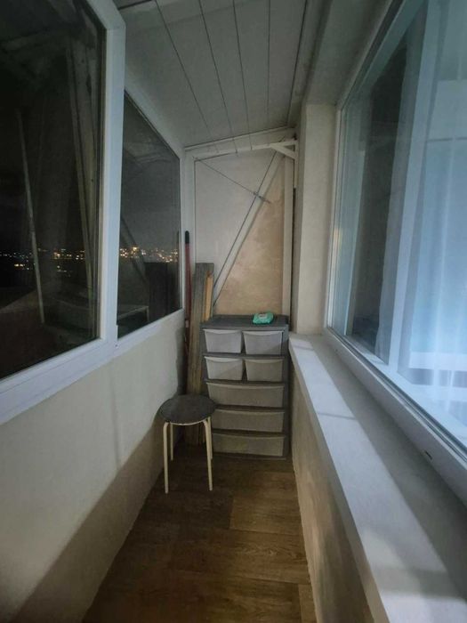 Двустаен напълно обзаведен Колхозен пазар