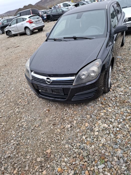 Dezmembrez Opel astra h 1.7dti si 1.3cdti/capota astra h/bara fata ast