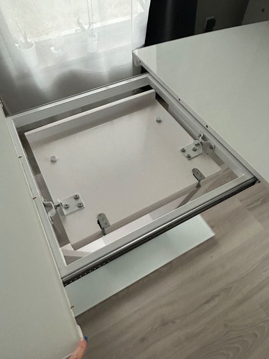 Кухненска маса - разтегателна