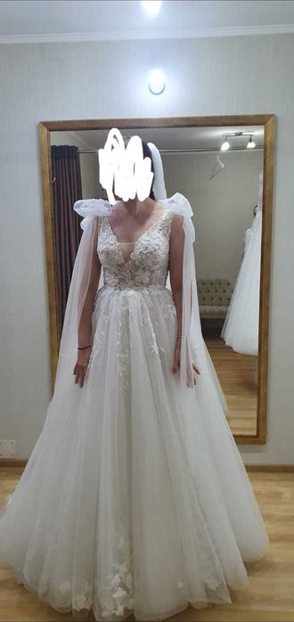 Vând rochie de mireasă