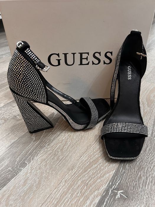 Sandale Guess negre cu strasuri 37 Noi