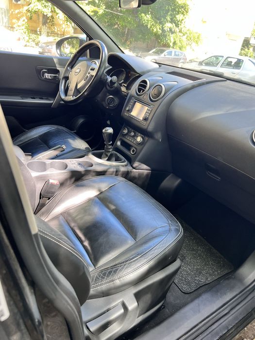 Nissan qashqai +2 j10