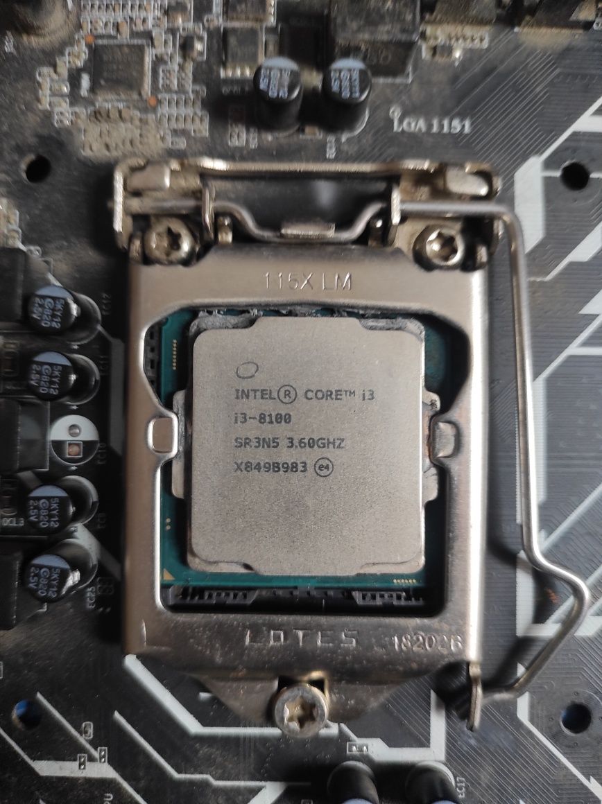 Продам видеокарту GTX1050 TI 4GB