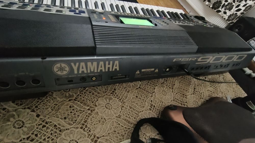 Orga Yamaha psr 9000 v3 cu sdcard și emulator disketa