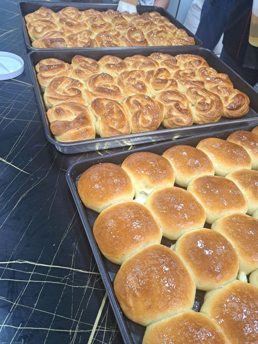 Выпекаем булочки и круассаны