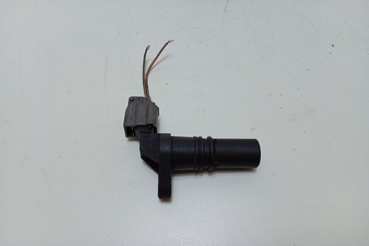 Senzor impulsuri arbore cotit 8200885209A Opel Vivaro B seria