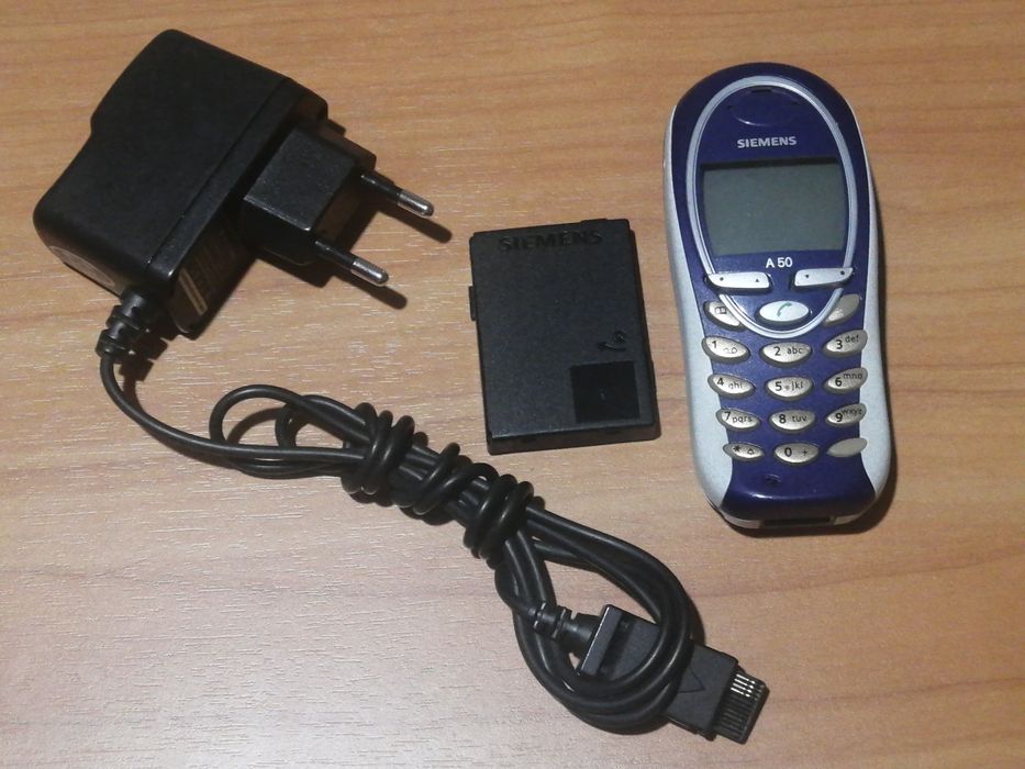 Продам кнопочный телефон Siemens A 50.