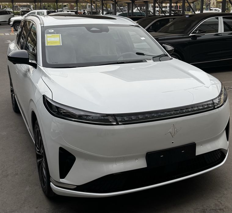 Dongfeng 008 210KM Gibrid Ultra Restayling 2026