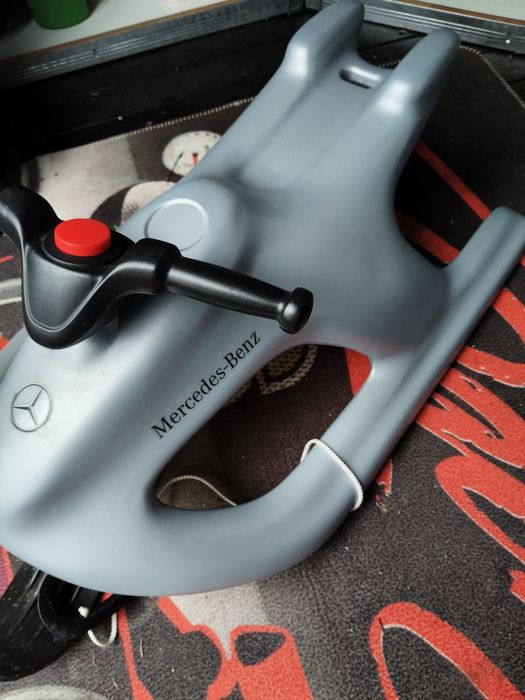 Sanie tip bob Mercedes