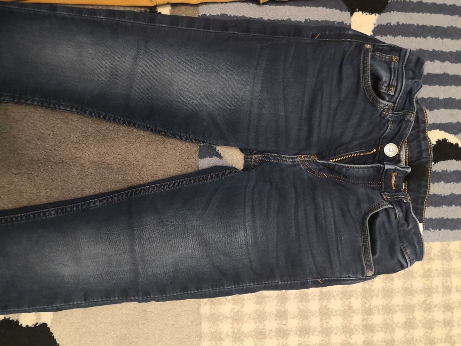 Детски дънки и панталони