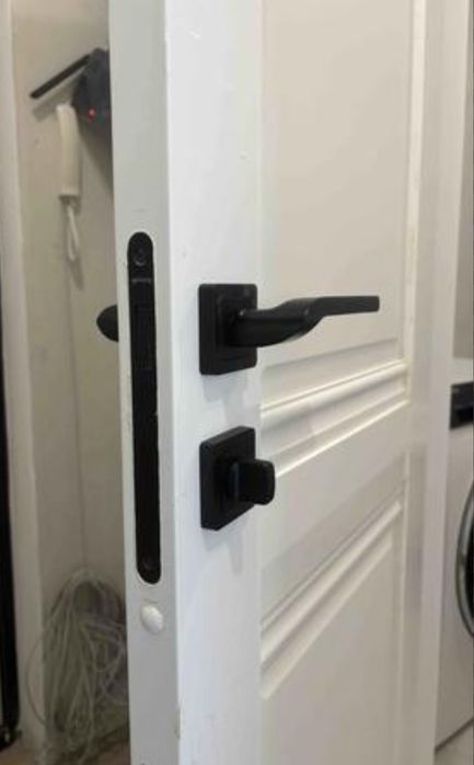 Мантаж межкоматных дверей