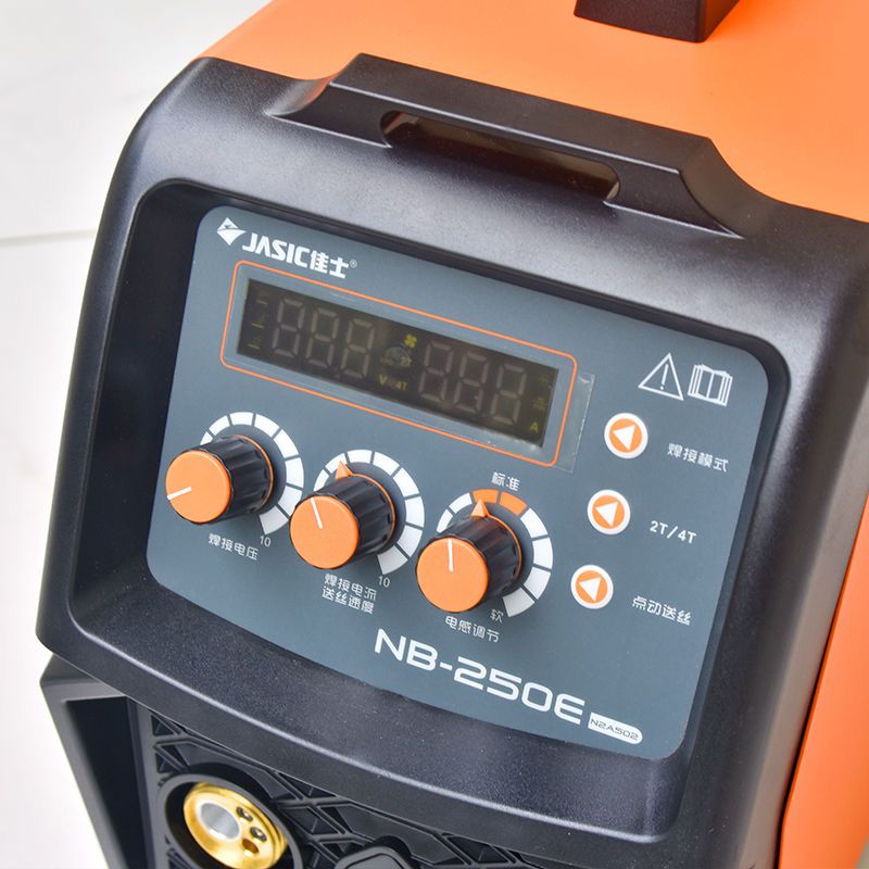 Сварочный инвертор Сварог Jasic NB-250E