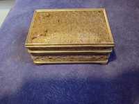 Стара копринена кутия за бижута