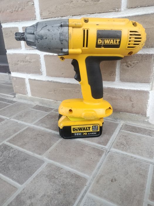 Impact dewalt 18 volți