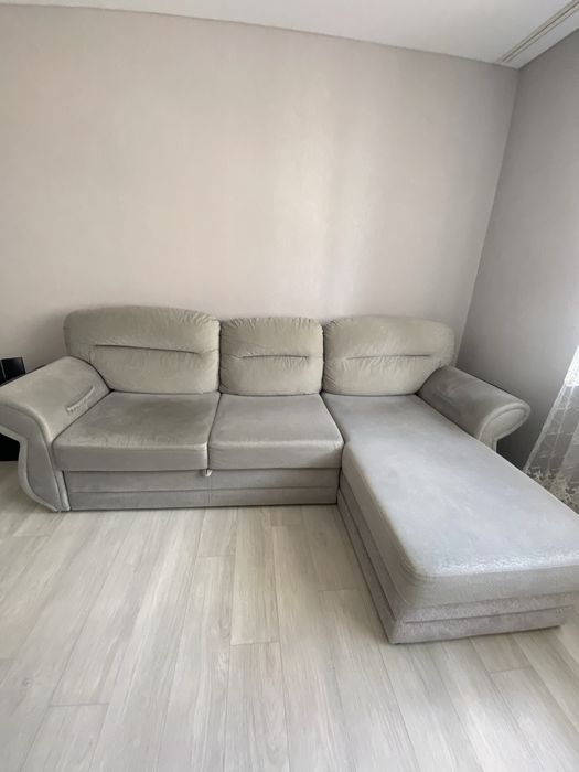 продам диван в отличном состоянии