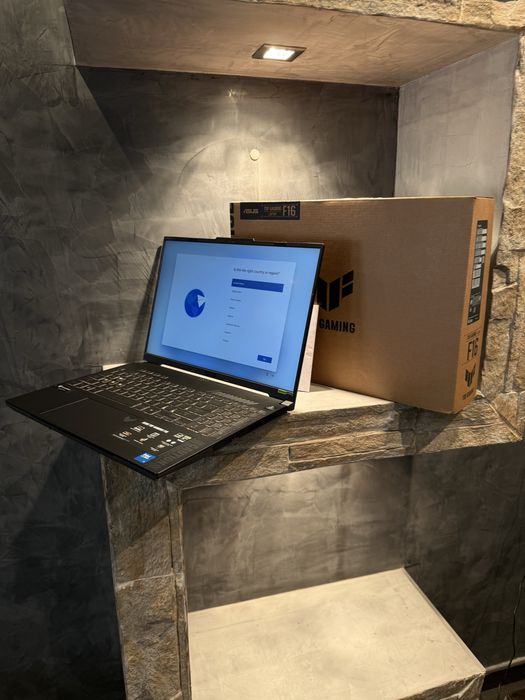ЧИСТО НОВ ASUS TUF F16 FX607VU + гаранция
