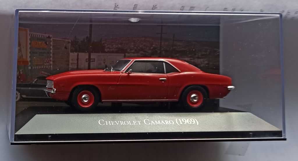 Macheta Chevrolet Camaro 1969 rosu - IXO/Altaya 1/43