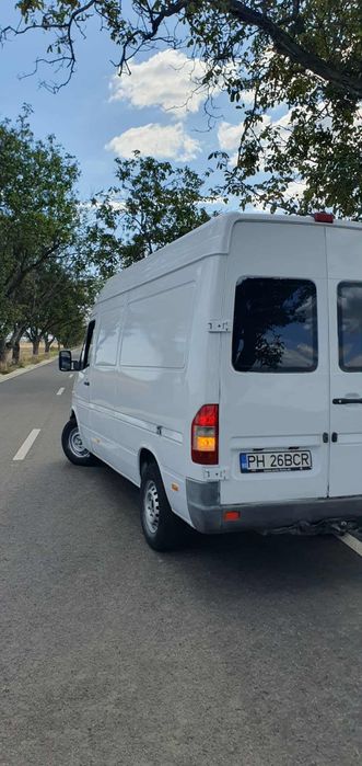 Mercedes-Sprinter