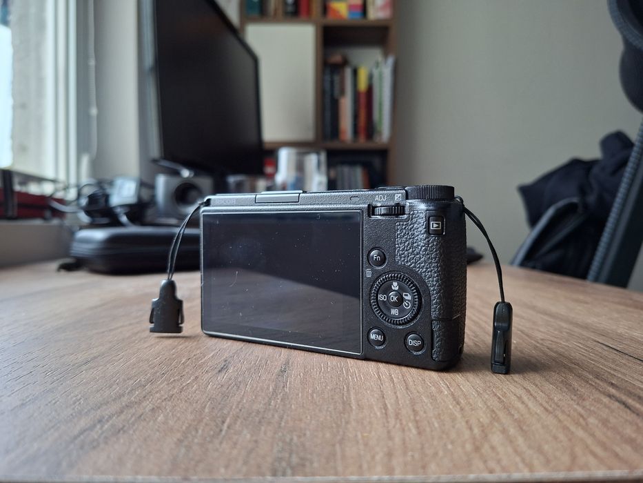 Камера Ricoh GR3