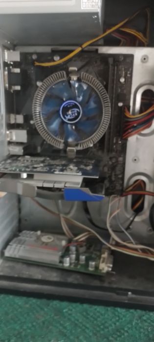 Komputer gt730 intel pentyum g 6400 ddr 4 2400 hard 500gb