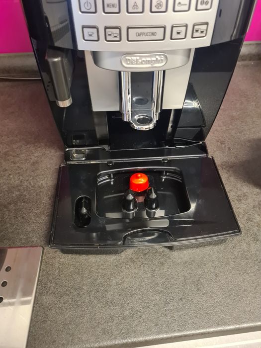 Espressor De’Longhi  Magnifica S Capuccino   ECAM 22.36X