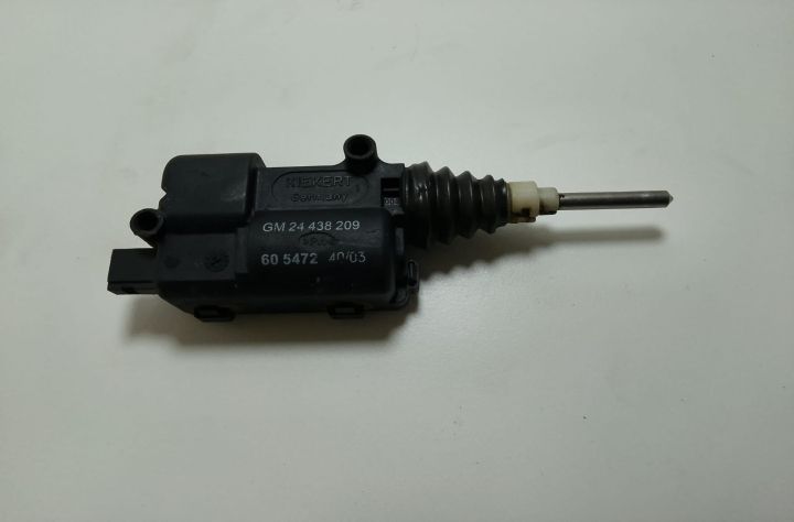 Motoras  Clapeta Rezervor GM24438209 Opel Vectra C (facelift) seria