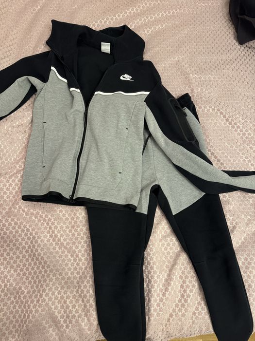 trening nike tech fleece