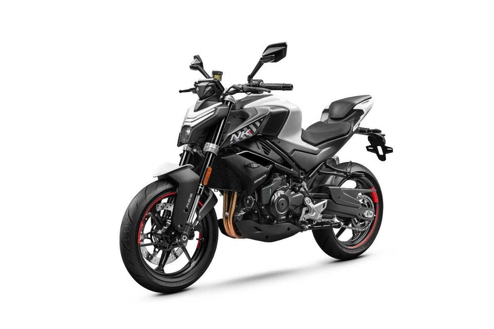 Спортивный нейкед CFMOTO 450NK