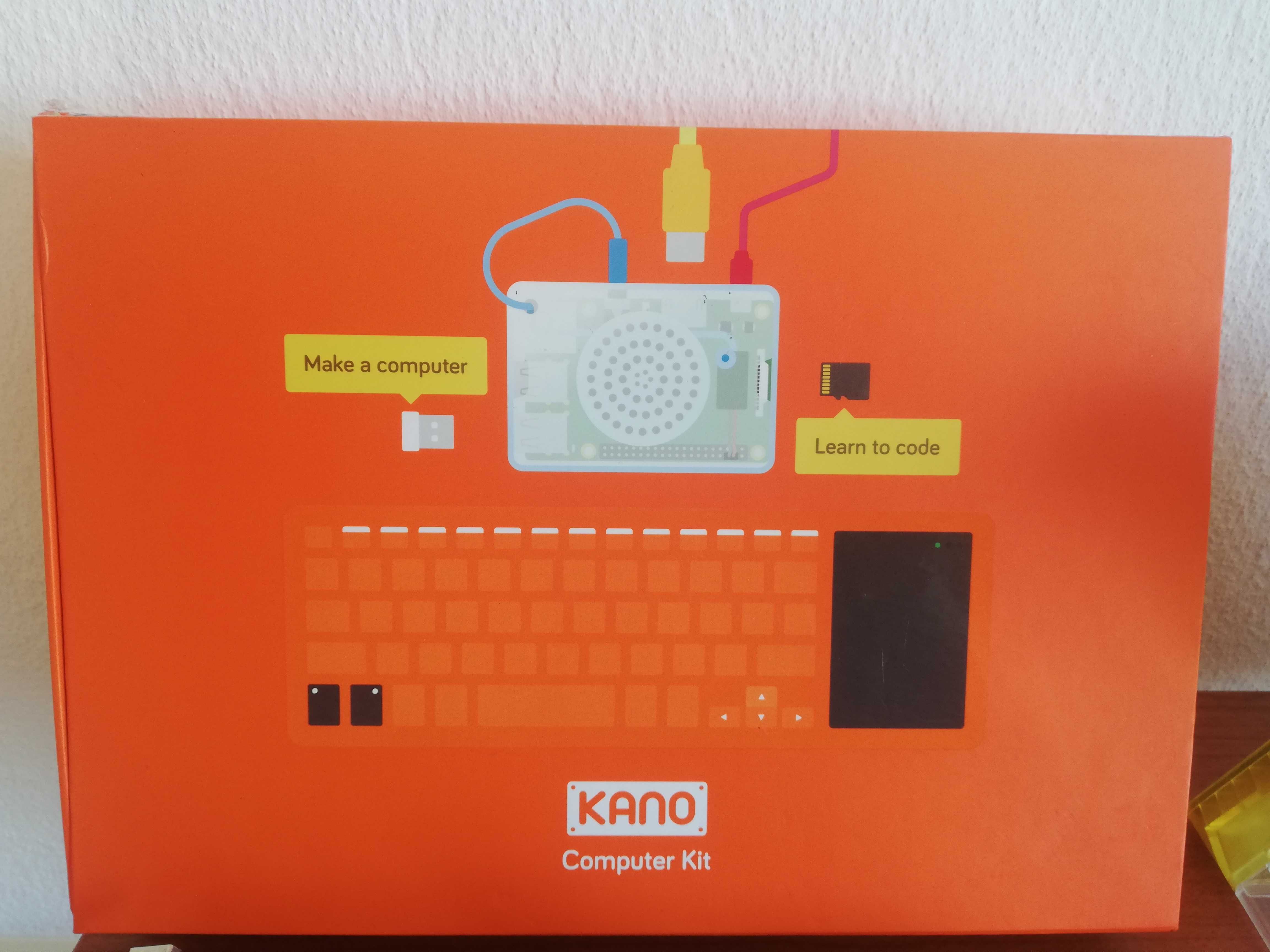 Kano Computer kit Raspberry Pi 3B+ mini computer