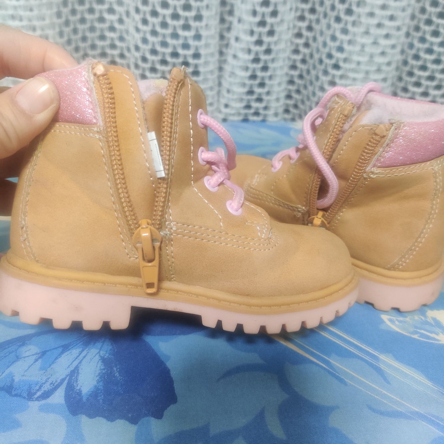 Pantofi maro si roz fetiță