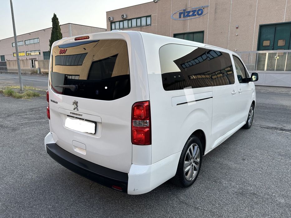 Peugeot Traveller 8+1 locuri 2.0 automată 2019 Înmatriculată