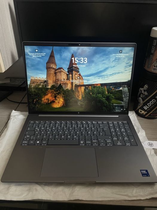 HP ZBook 8 Gli 16
