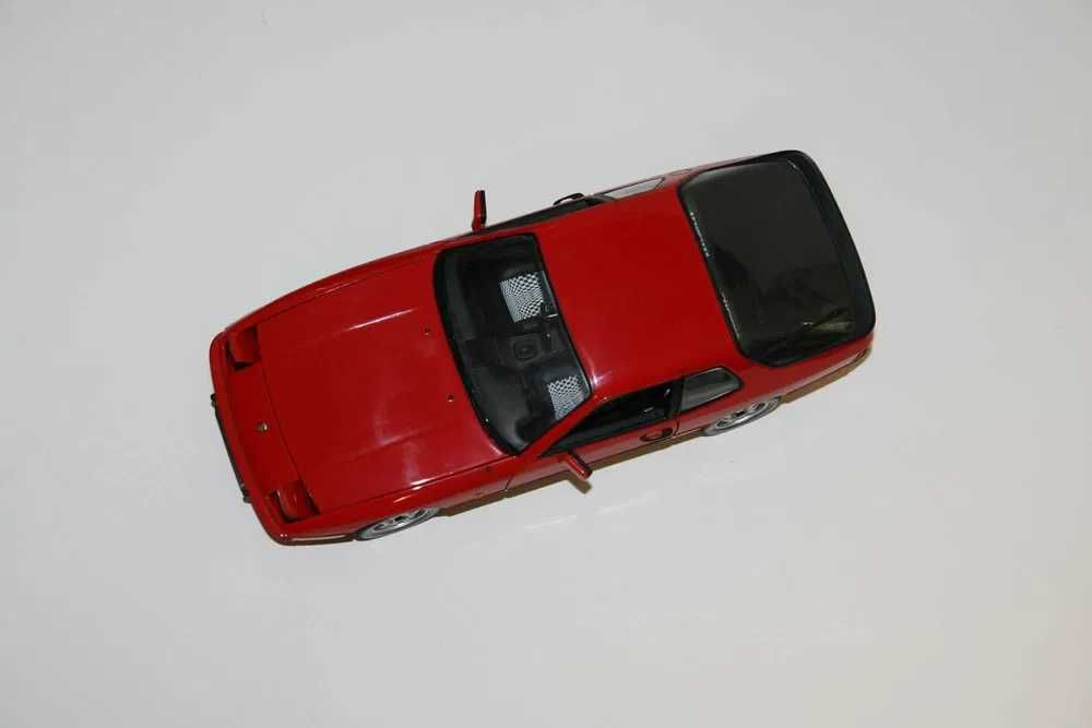 RAR! Macheta Porsche 924 1985 Scara 1/18 Minichamps