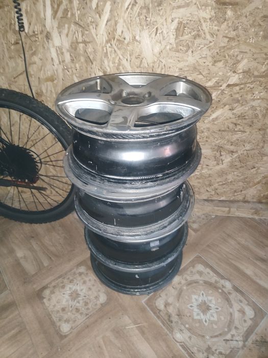 Продам литые диски