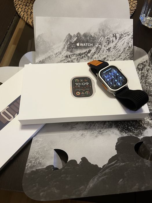 Apple watch ultra 2 49 mm Titanium Blue alpine loop