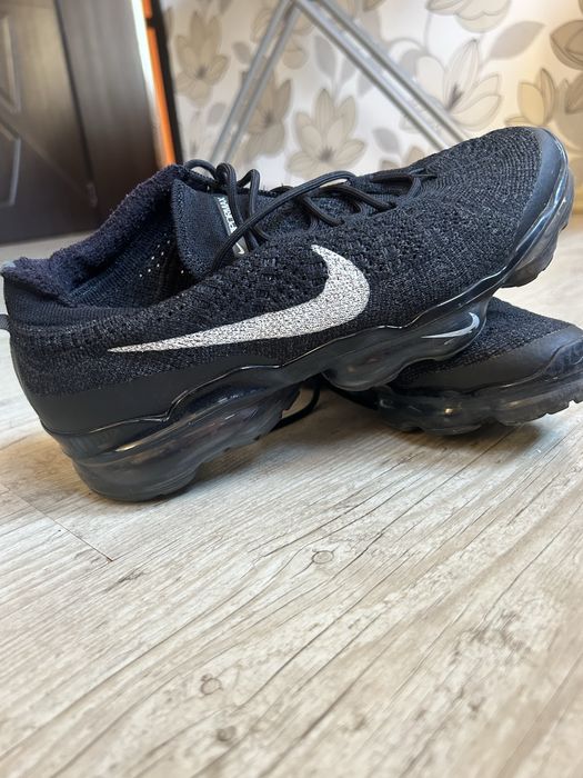 Nike VaporMax номер 42 много запазени