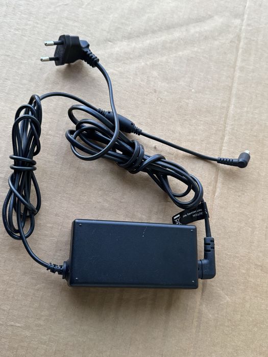 Зарядно Led lcd монитор Samsung 19V 3,17A 59W , зарядно Samsung