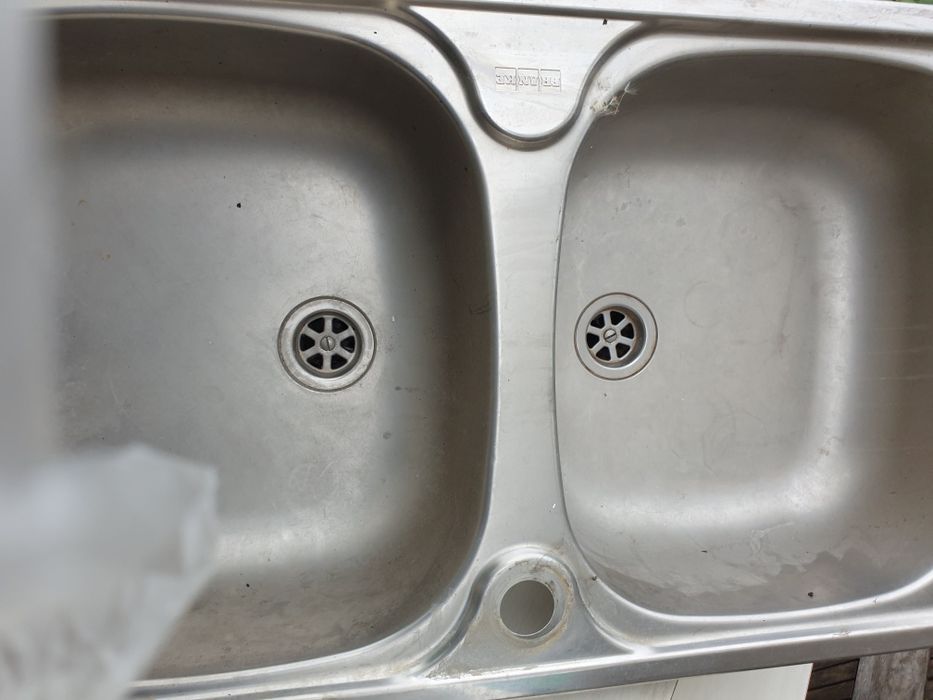 De vinzare chiuvetă inox