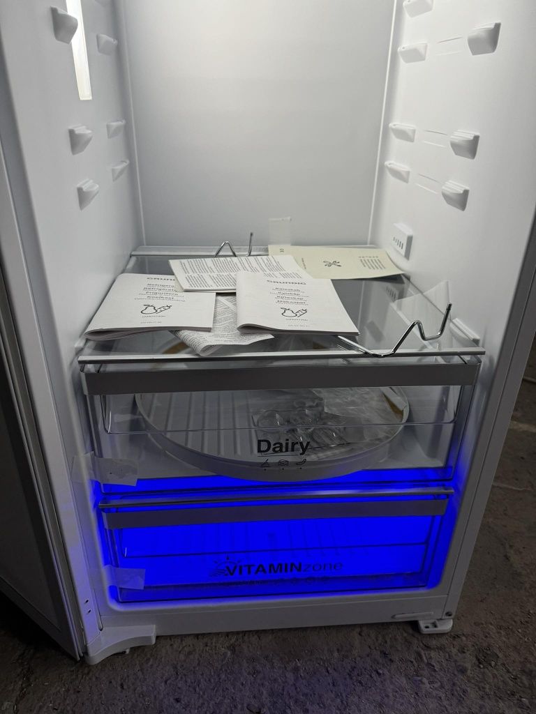 Хладилник за вграждане Grundig A++ Чисто нов